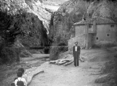 Salida del Hocino y el molino de la Cueva