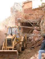 La segunda fase de acondicionamiento del molino fue derribar algún anexo en ruinas