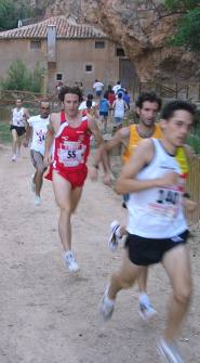 Carrera de la milla de los molinos de Blesa. De naranja el ganador absoluto de este año