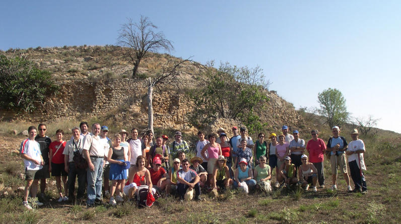 Grupo excursionista que recorrió el río por la mañana.