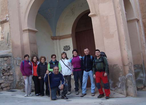 Romería desde Blesa a Cortes de Aragón, 2012. Antes de partir.