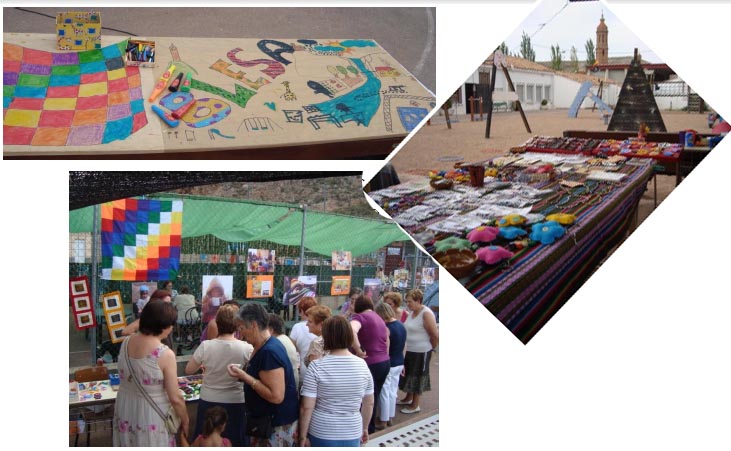 Afluencia al mercado y cartel realizado por los niños