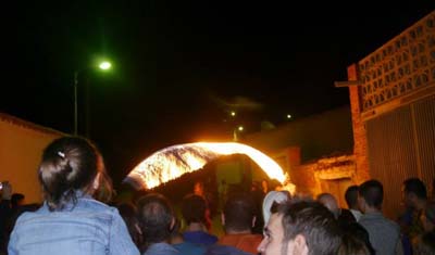 Espectacular correfoc en Blesa (Teruel)