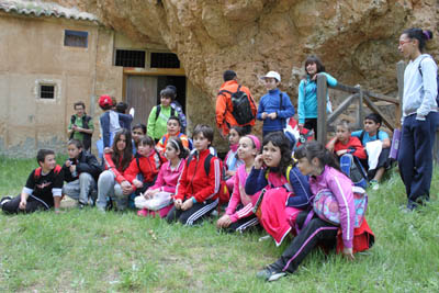 Visita de los escolares de Escucha a Blesa en 2014