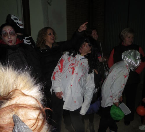 Animada fiesta de halloween en Blesa, Aragón