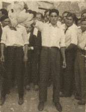 Casimiro con su premio