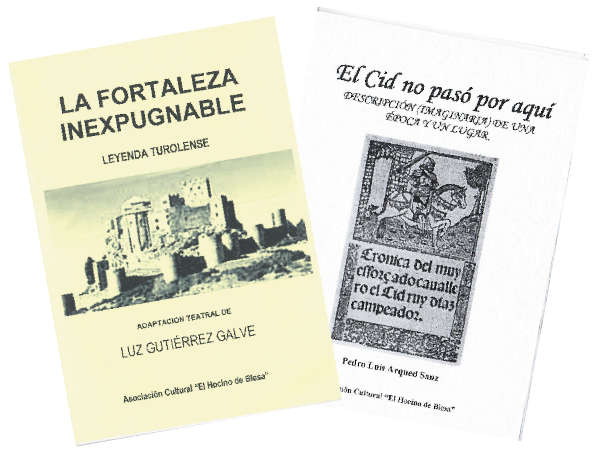 Cuadernillos de obras de teatro.
