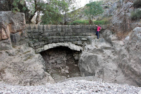 Azud del Vado, río Aguasvivas (Blesa, Teruel)