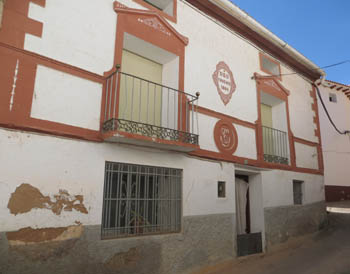 Fachada de la antigua casa de Salvador Gisbert