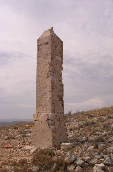 Pilón de la Burilla de Blesa Teruel antes de su renovación