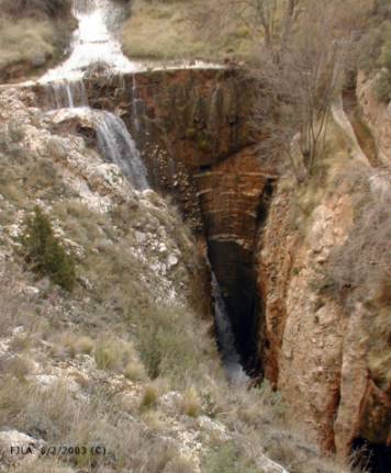 Hoz en el río Aguasvivas, presa del Hocino