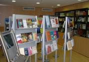 Parte del local del Escaparate cultural de la DPZ. (Foto FJLA)