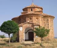 Preciosa ermita  de Loscos.  Fotografíala nevada.