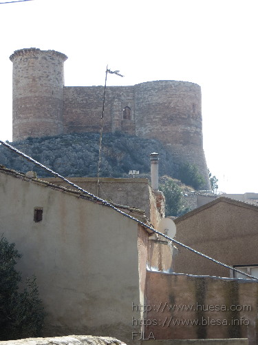Castillo de Mesones de Isuela (Zaragoza), portentosa fortaleza muy bien conservada
