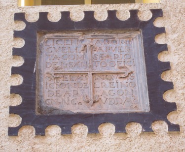 Cruz de un inquisidor en Villafeliche (Teruel)