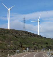 Aerogeneradores en Escucha (Terel).  Foto. FJLA